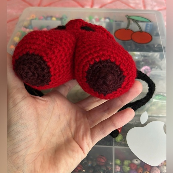 Crocheted Boobie Bag 🔥 - Picture 4 of 7